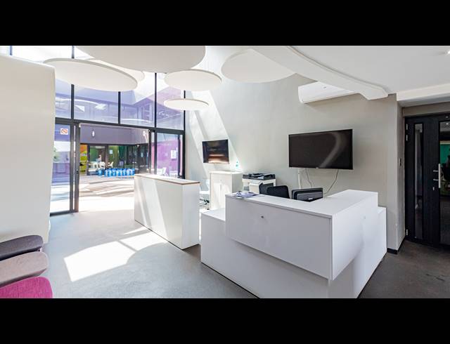 790M² OFFICE TO LET IN FERNDALE